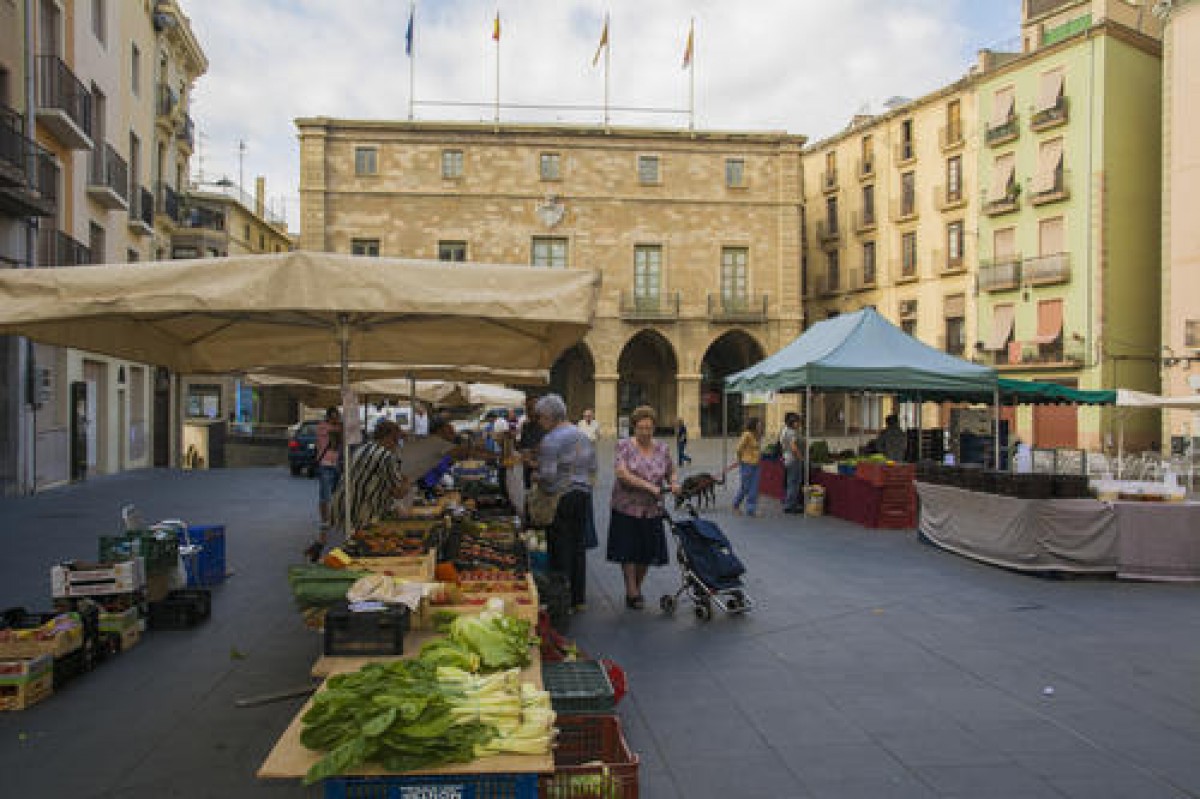 El mercat agrari no pararà a la plaça Major aquest dissabte