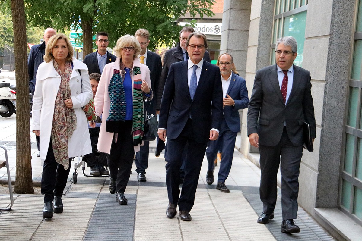 Mas, Ortega, Homs i Rigau anant al Tribunal de Comptes de Madrid a declarar pel 9-N