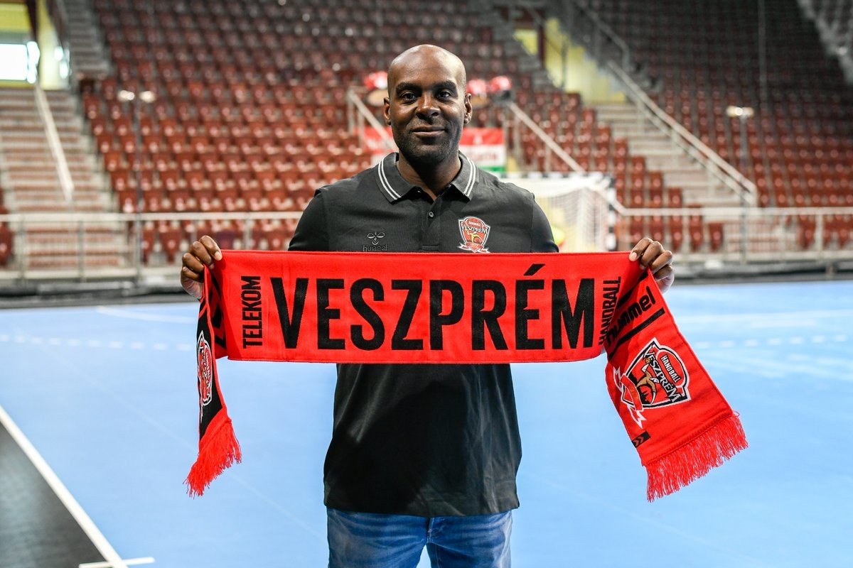 El palauenc David Davis, entrenador del Vezprém Handball