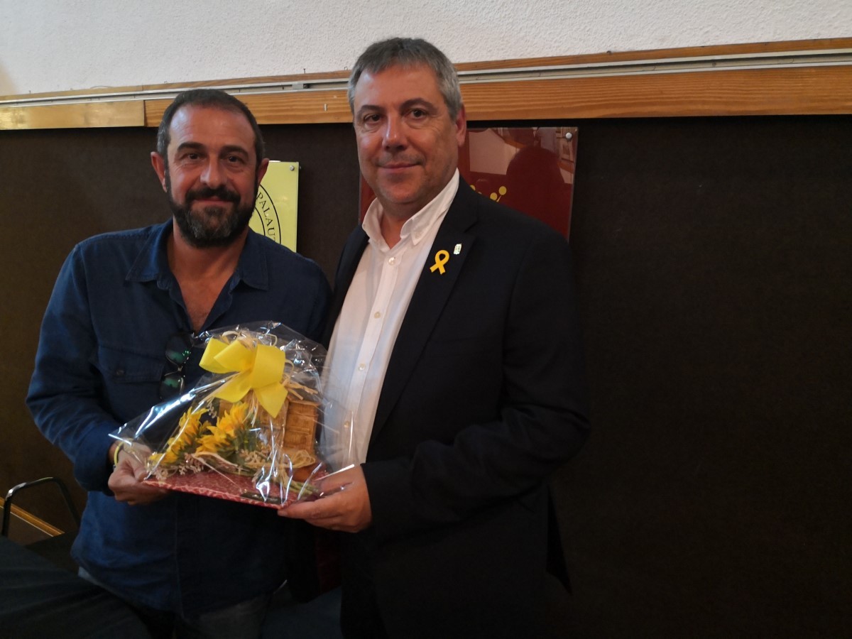 El periodista Eloi Vila i l'alcalde de Santa Maria de Palautordera, Jordi Xena