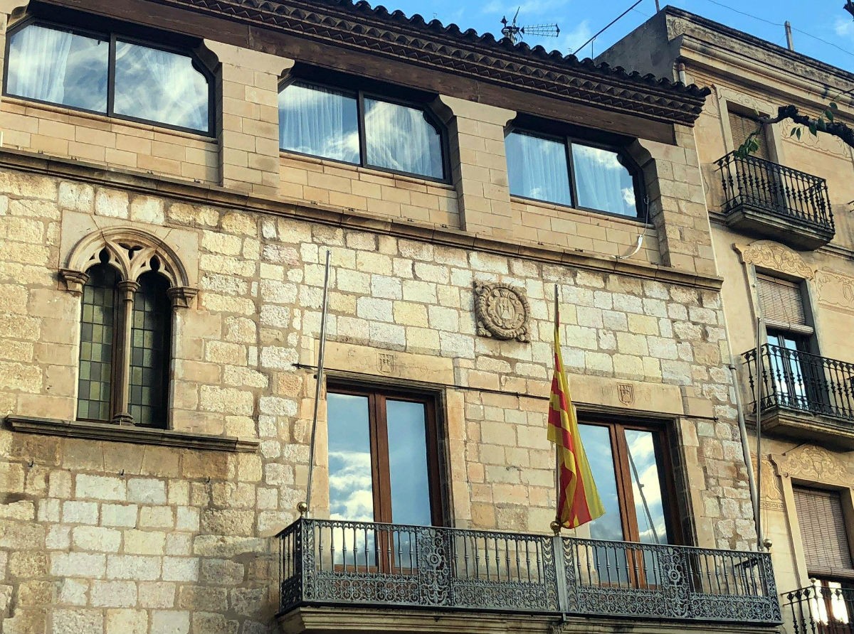La façana de l'Ajuntament de Montblanc
