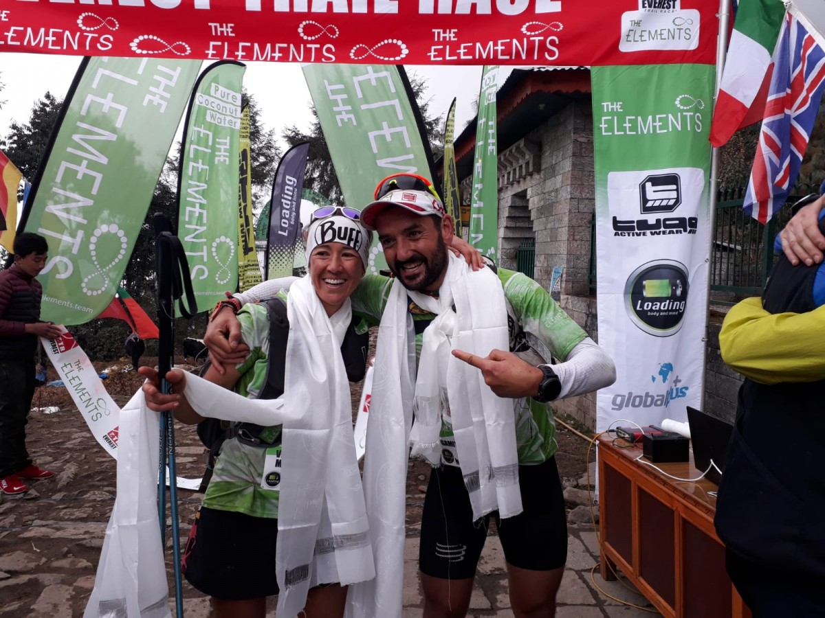 Jordi Gamito, campió de l'Everest Trail Race 2018, amb la seva companya d'equip Manu VIlaseca