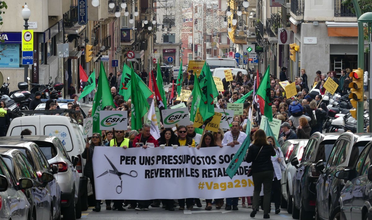Els mestres, en una manifestació a Tarragona 
