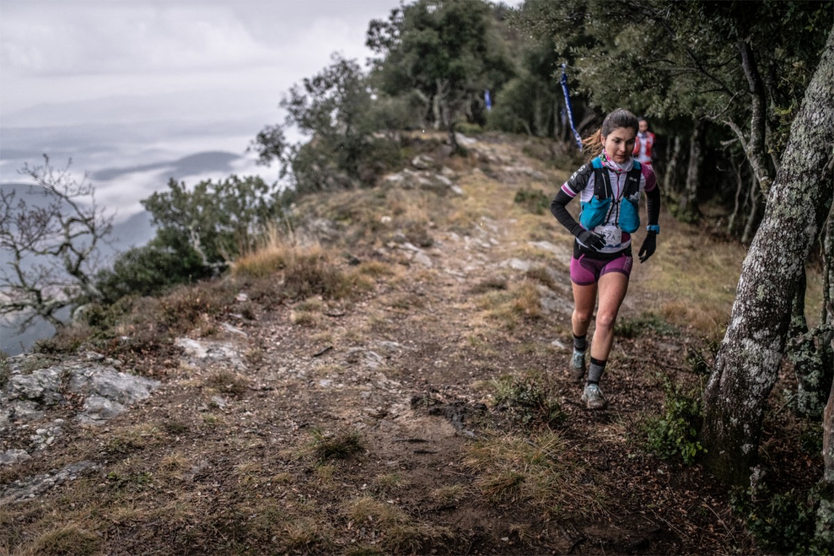 Mònica Vives, campiona del Trail Rocacorba en la marató mixta per equips
