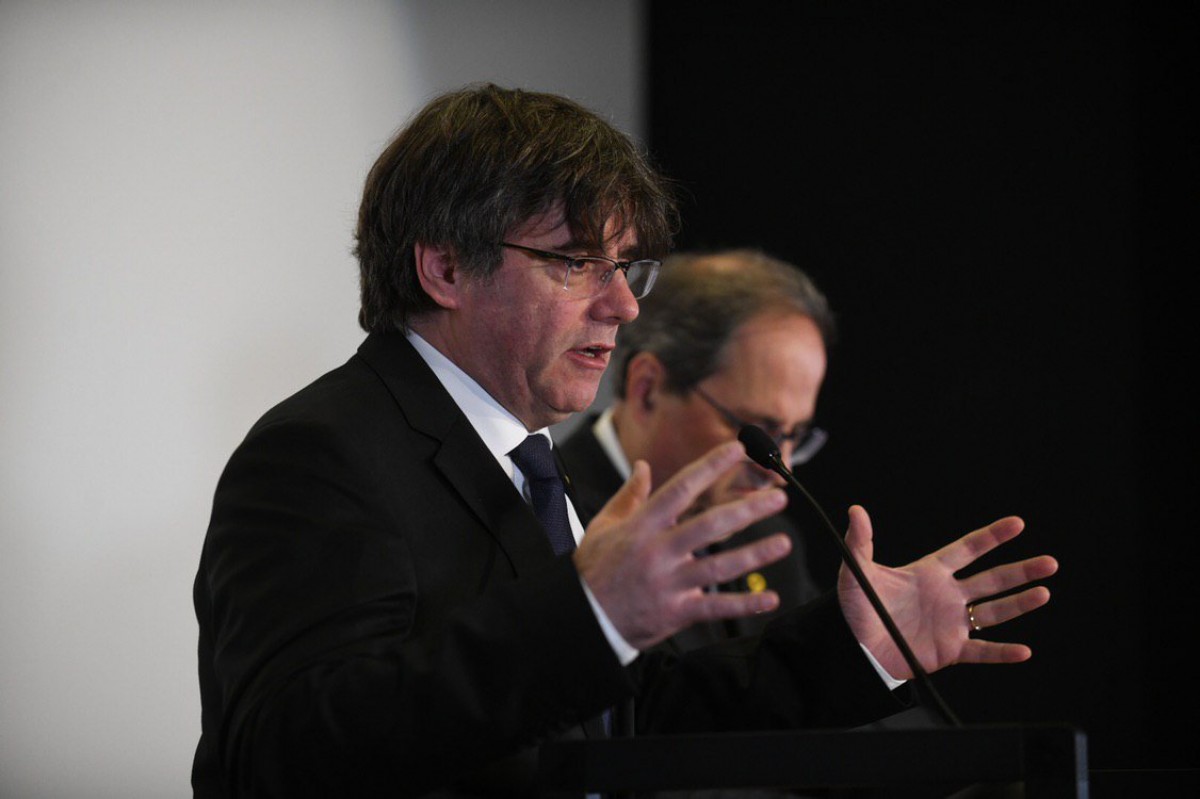 Carles Puigdemont i Quim Torra, en roda de premsa a Brussel·les