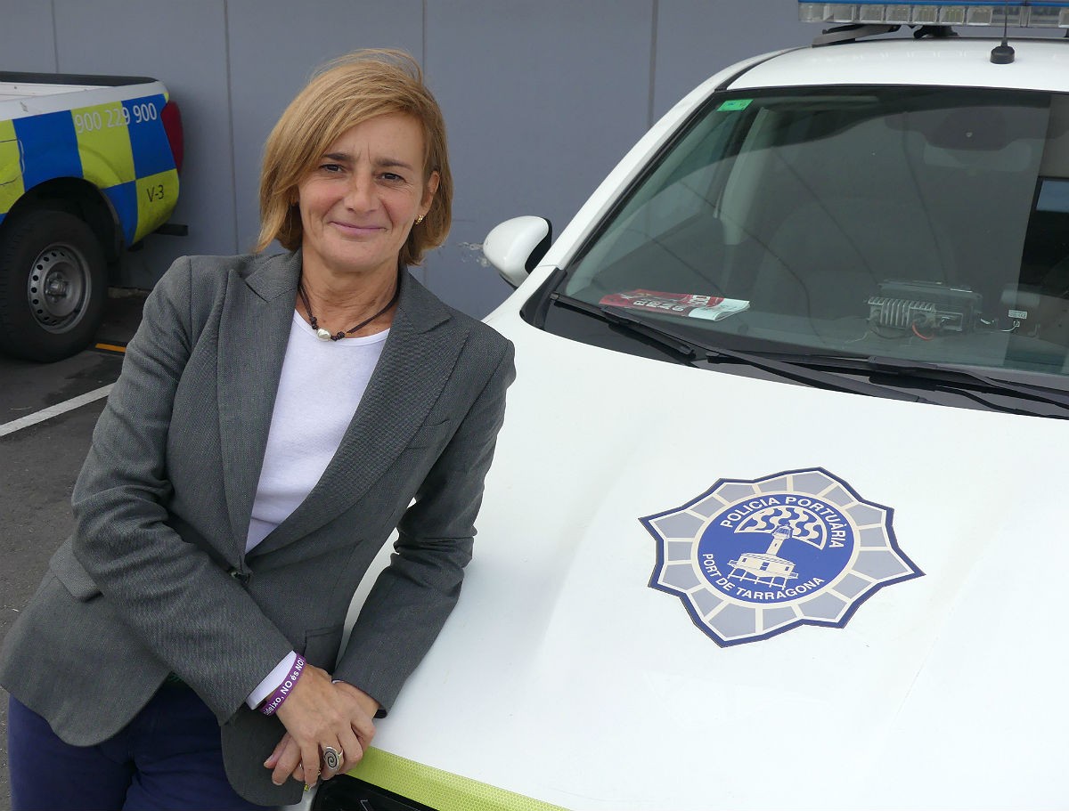 Rocío León, agent de la Policia Portuària de Tarragna i vicepresidenta de Politeia