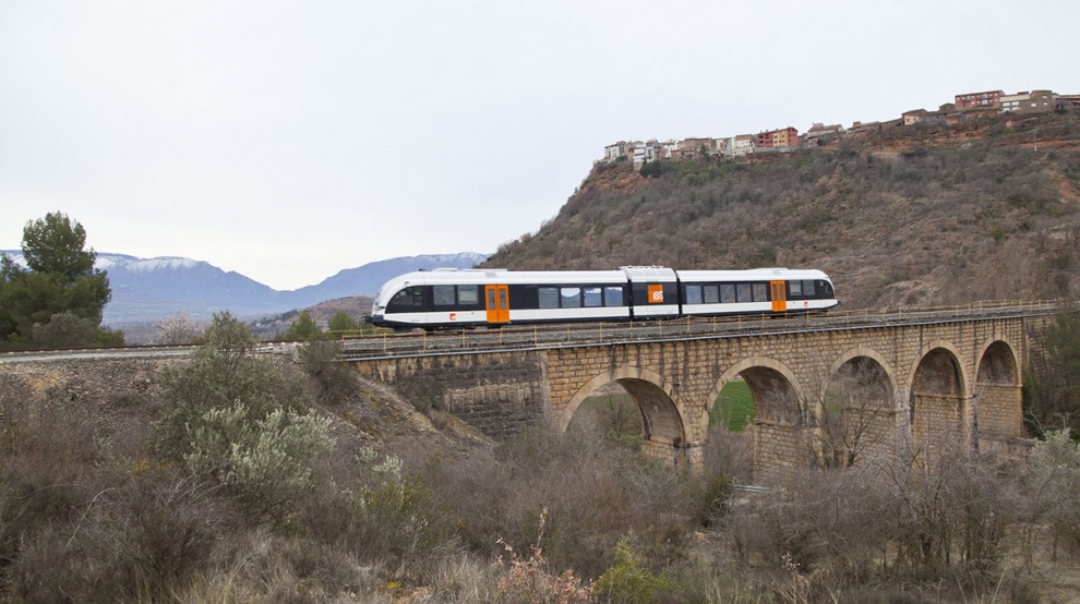 Tren que comunica Lleida amb la Pobla