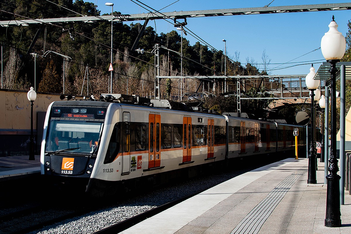 Un tren dels Ferrocarrils de la Generalitat de Catalunya