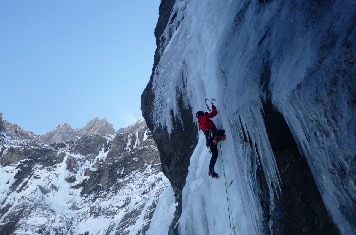 L'escalada en gel, un esport espectacular d'exigència tècnica