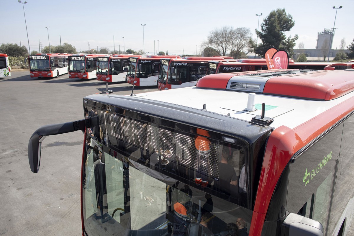 TMESA incorpora 10 nous autobusos híbrids. 