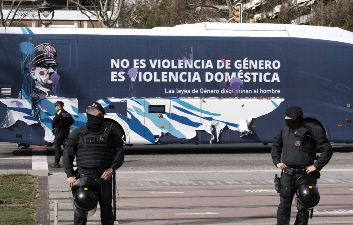 L'autobús masclista d'Hazte Oír, a Barcelona