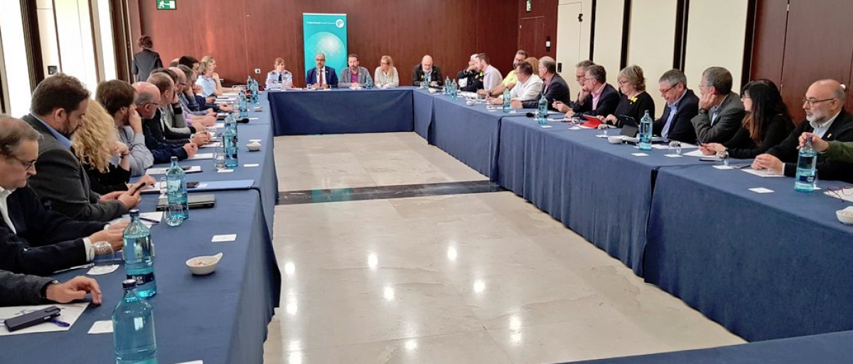 Els alcaldes del Vallès Oriental, reunits amb el conseller Miquel Buch