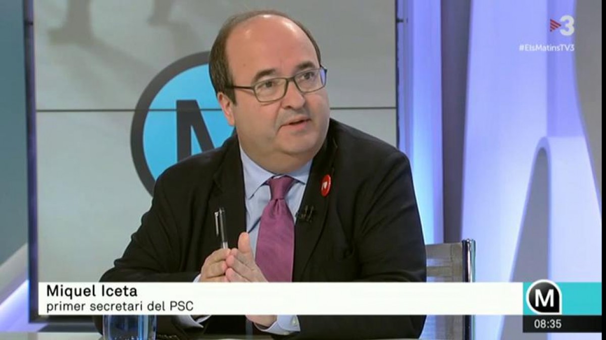 El líder del PSC, Miquel Iceta, durant l'entrevista a TV3
