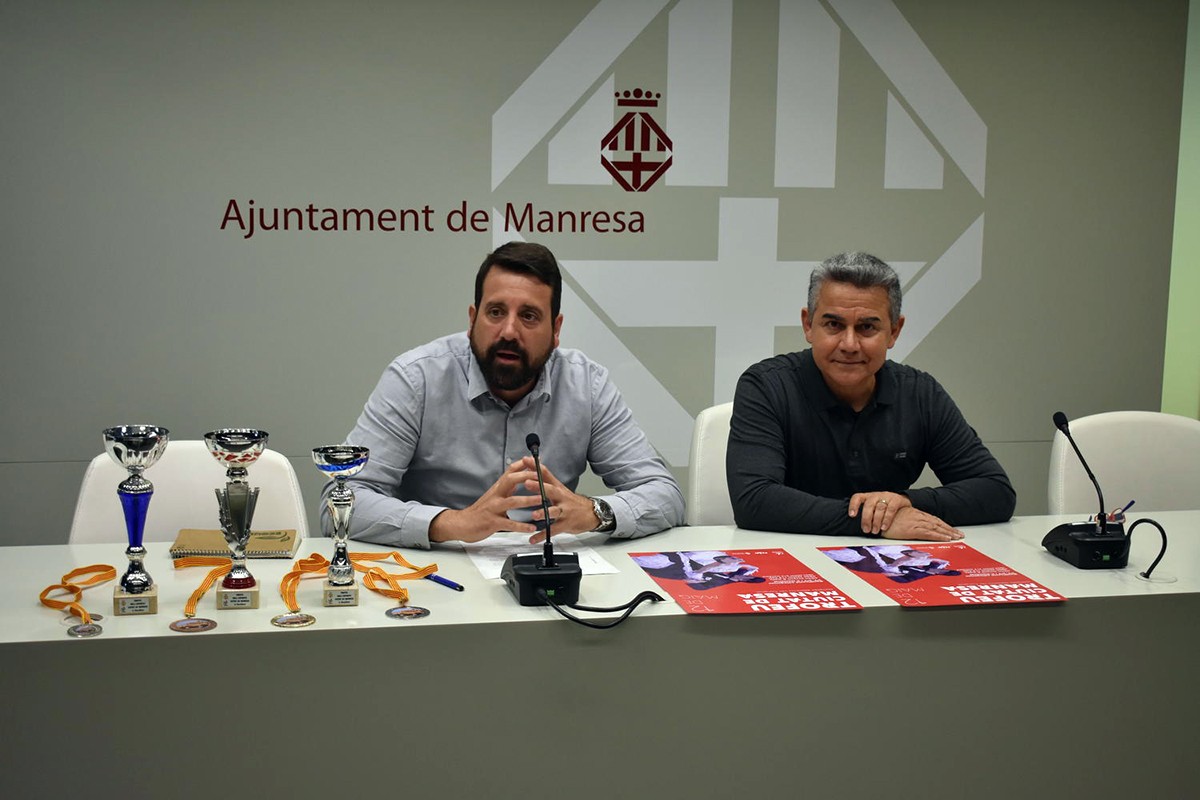 Jordi Serracanta i Jesús Rubio presentant el Trofeu Ciutat de Manresa de ball esportiu