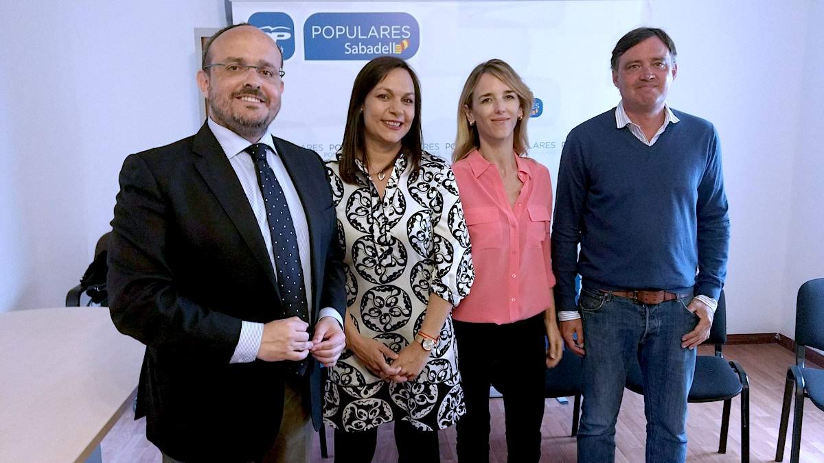 Alejandro Fernández, Cuca Santos, Cayetana Álvarez de Toledo i Esteban Gesa, aquest dijous a Sabadell