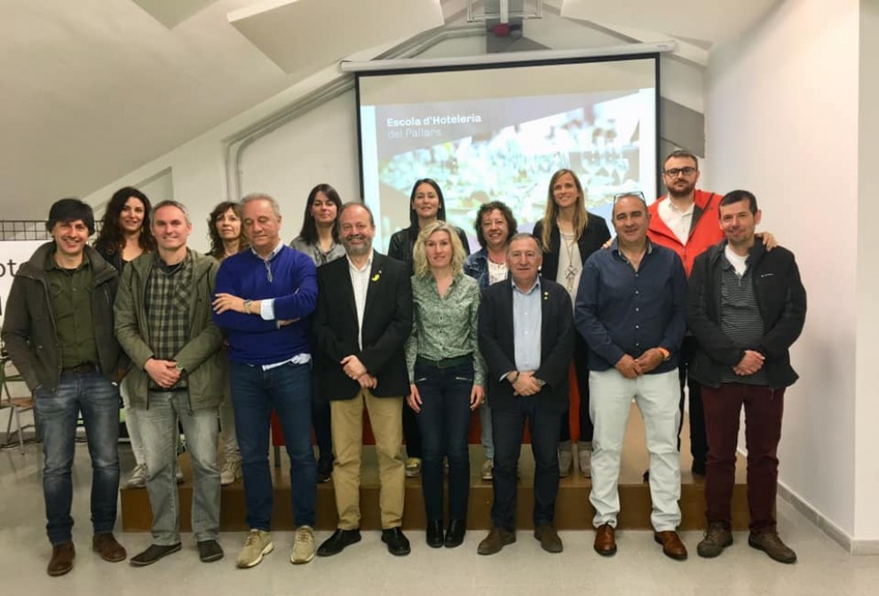 Foto de grup de la presentació del nou Cicle Formatiu