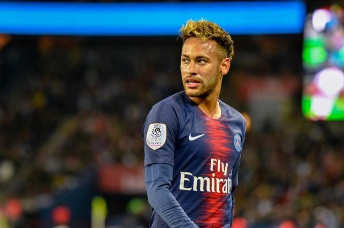 Neymar Jr celebra una polèmica festa de Cap d'Any