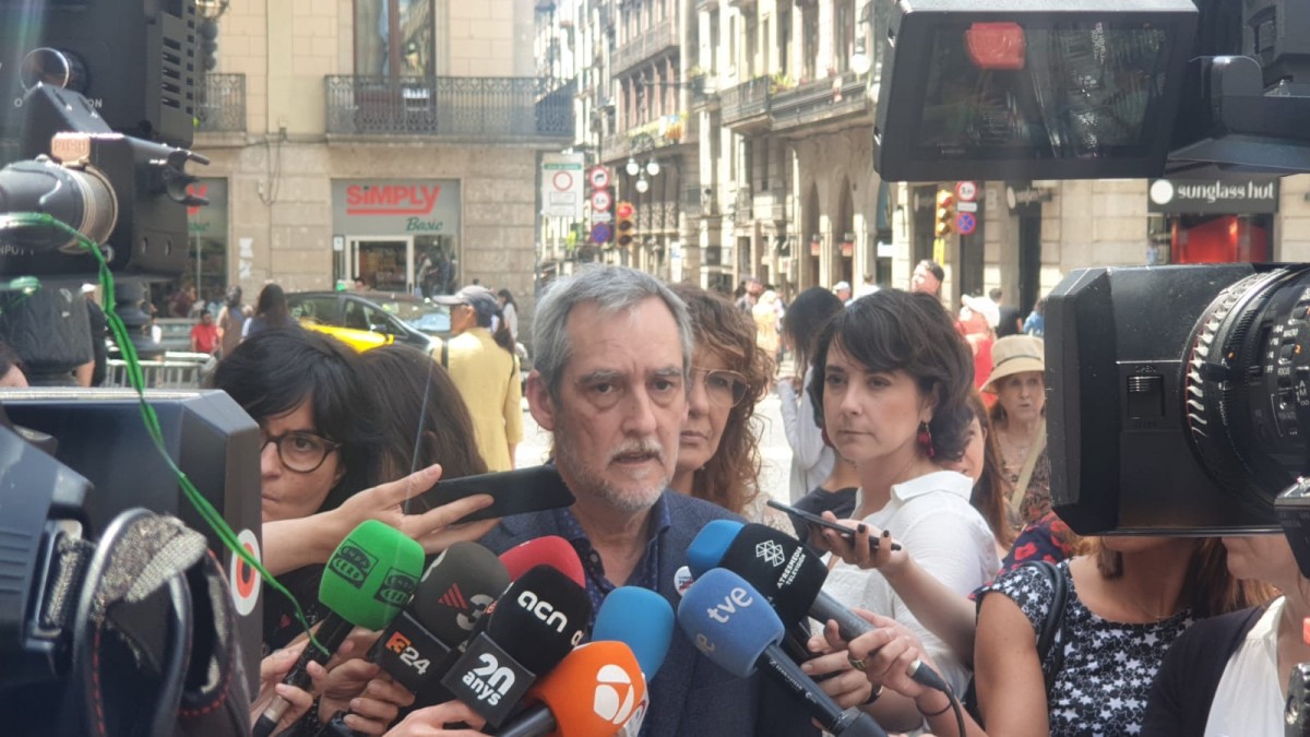 El regidor electe d'ERC Jordi Coronas, en roda de premsa