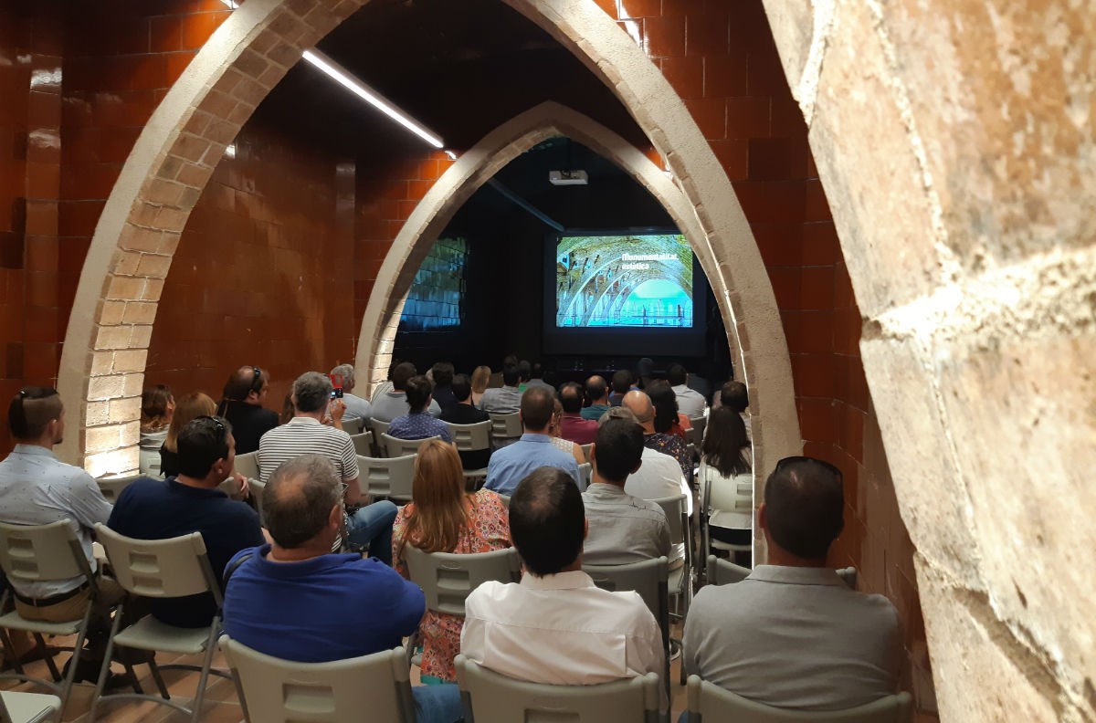 Presentació del projecte d'oferta enoturística a l'entorn dels cellers modernistes, a Vila-rodona.