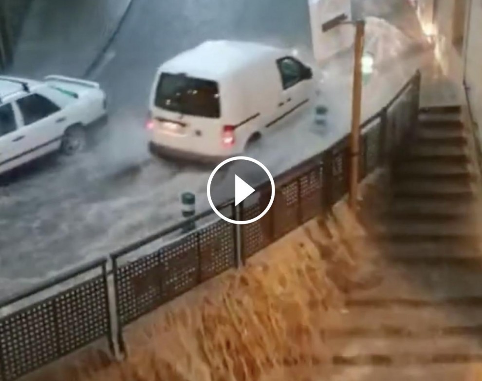 L’aiguat va inundar alguns carrers de la població