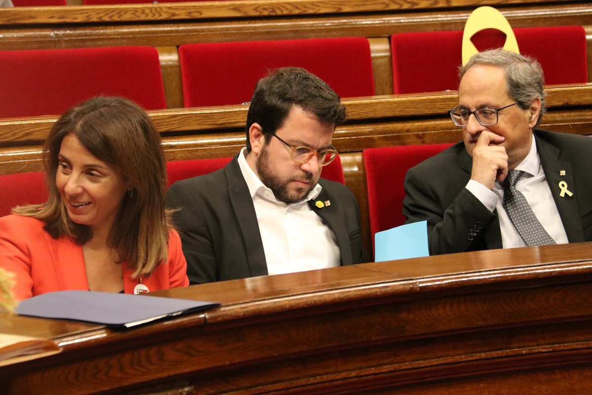 Quim Torra, Pere Aragonès i Meritxell Budó, aquest dimecres al ple del Parlament