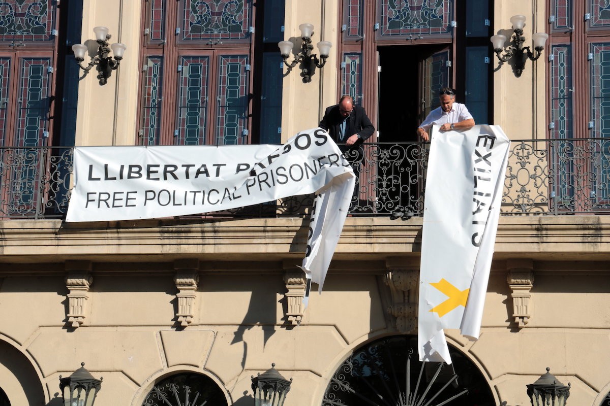 La pancarta de suport als presos de Lleida