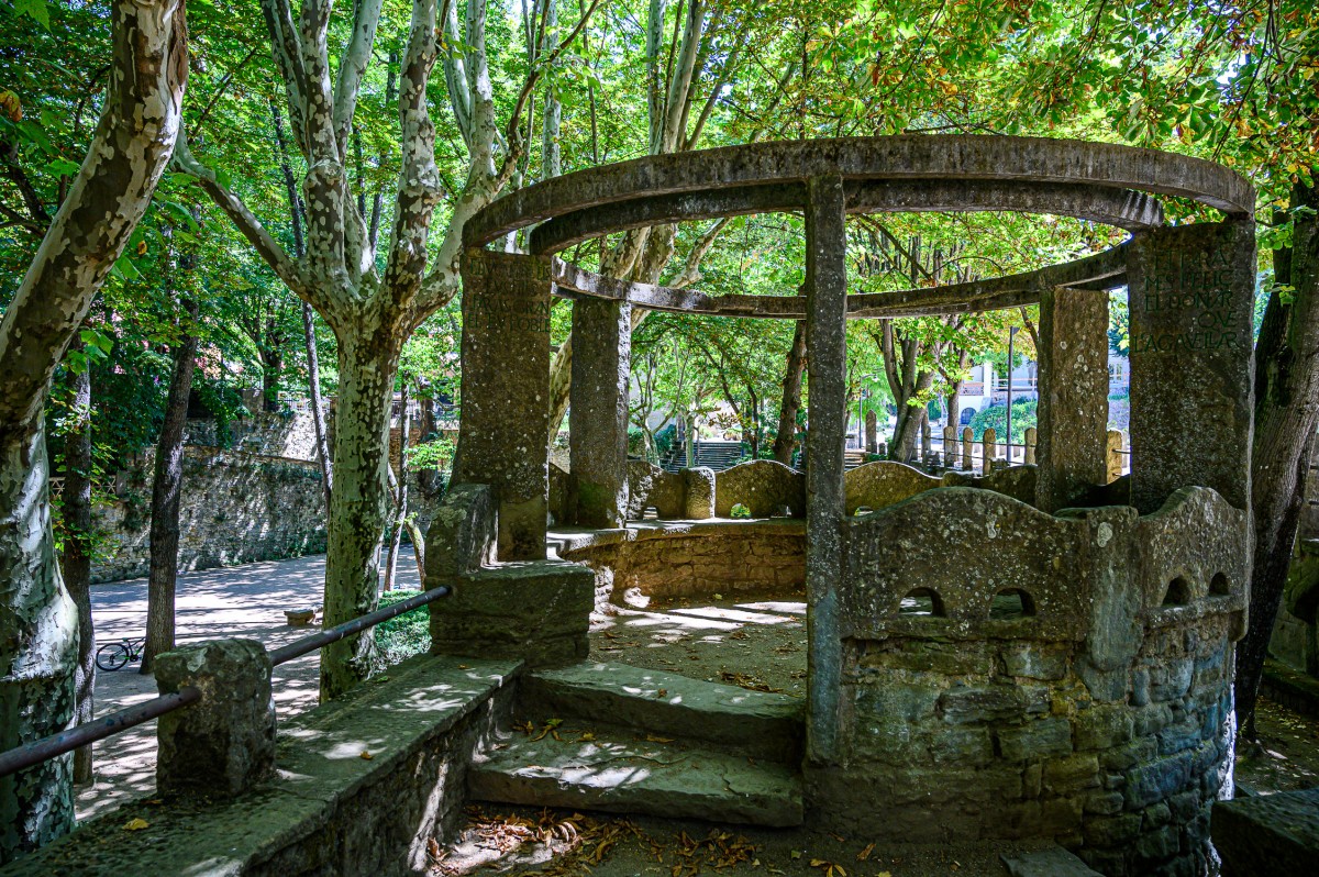 La glorieta del parc de les Set Fonts a Sant Julià de Vilatorta, aquest estiu