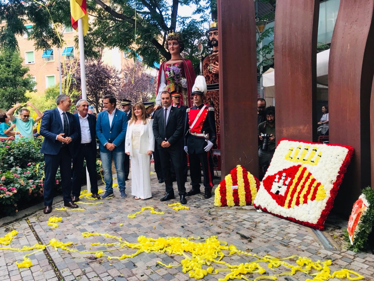 Ofrena floral de la Diada 2019 a Terrassa.