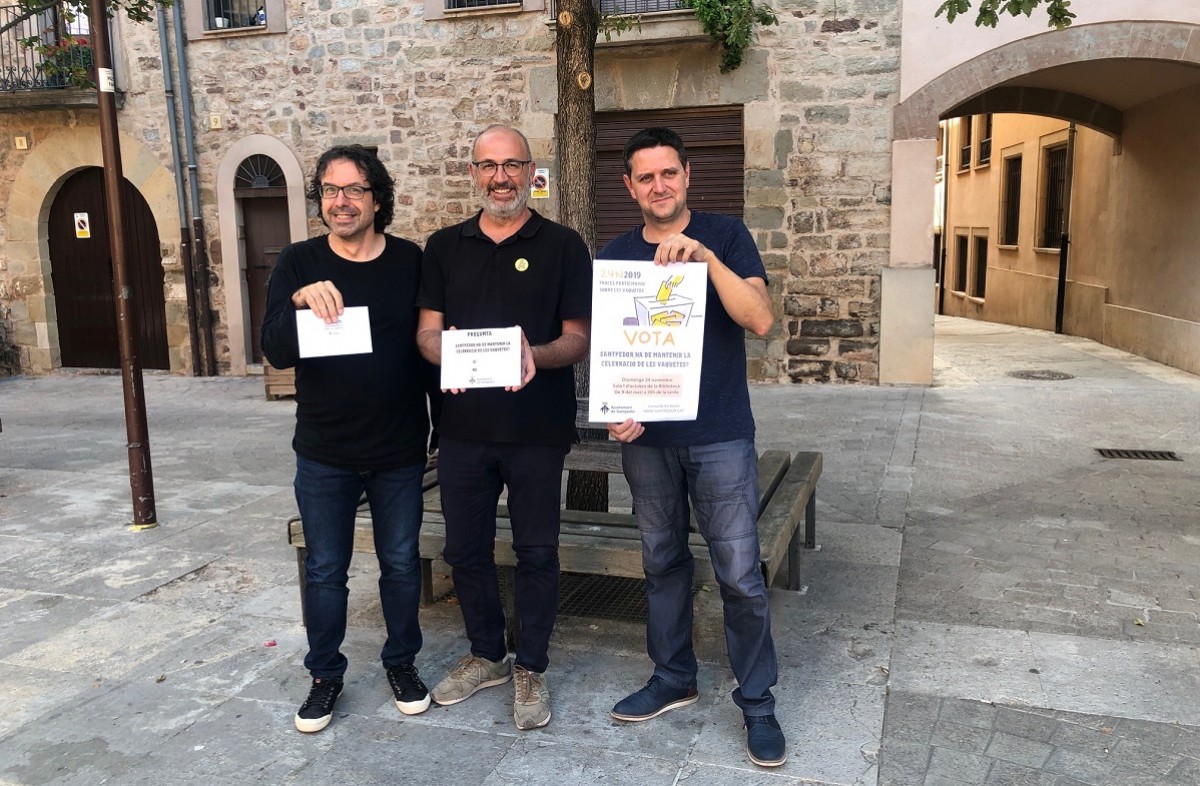 Agustí Comas, Xavier Codina i Antoni Puiggròs presentant la campanya