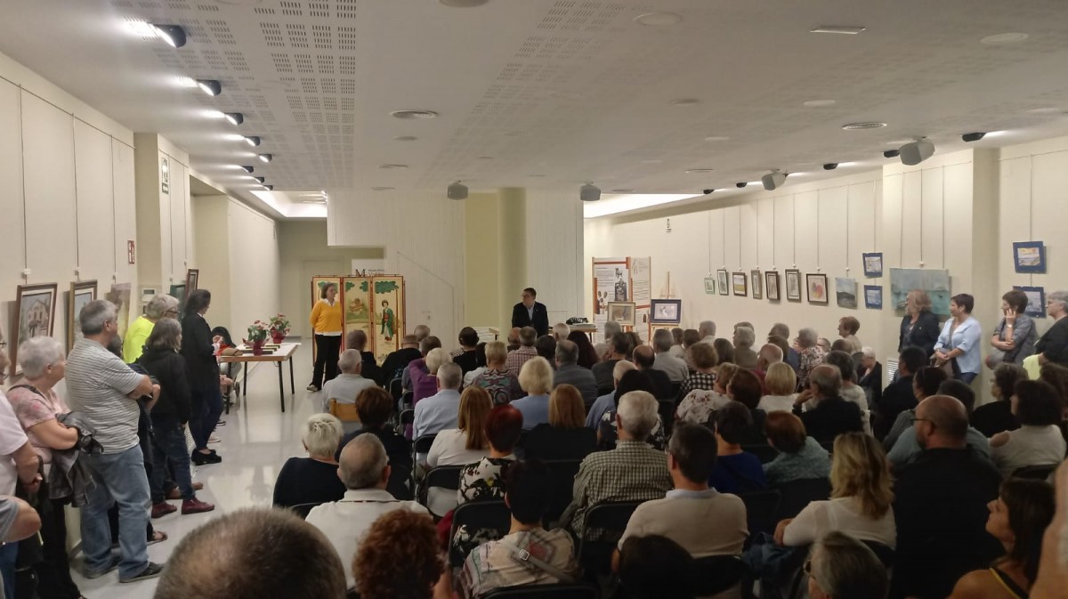 Unes 150 persones han assistit a la xerrada de Jaume Alonso-Cuevillas