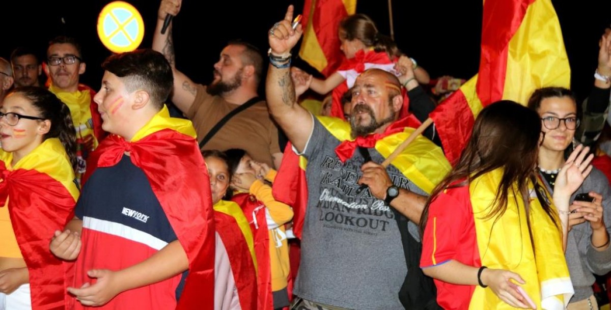 Diversos manifestants espanyolistes a Lleida