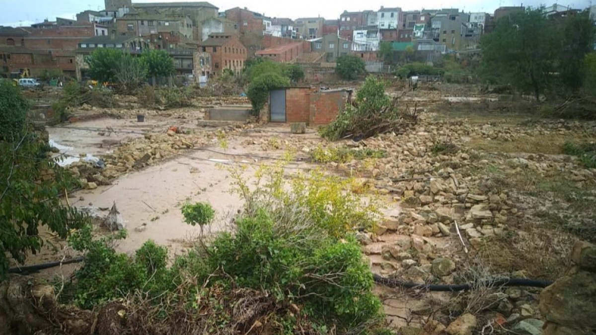 L'aigua annegant el municipi de l'Albi, a les Garrigues 