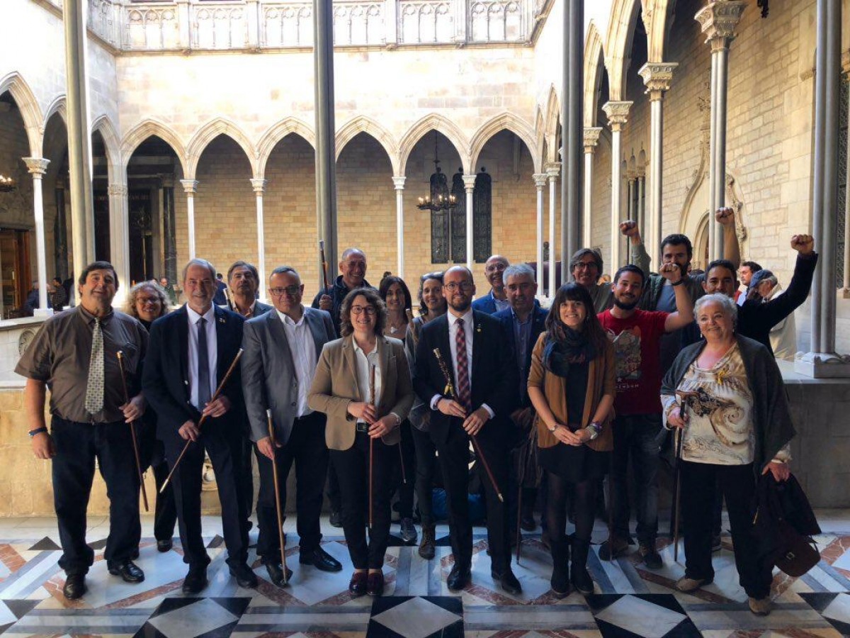 Alcaldes del Berguedà en una fotografia de grup.