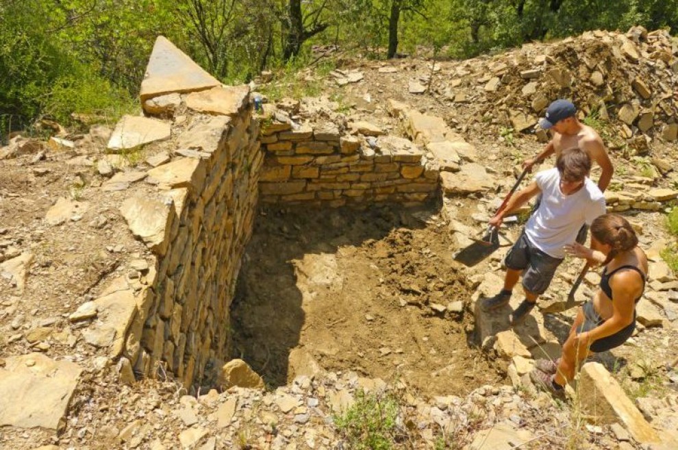 Imatge de les tasques d’excavació al Pui de Segur durant la campanya de l'any passat