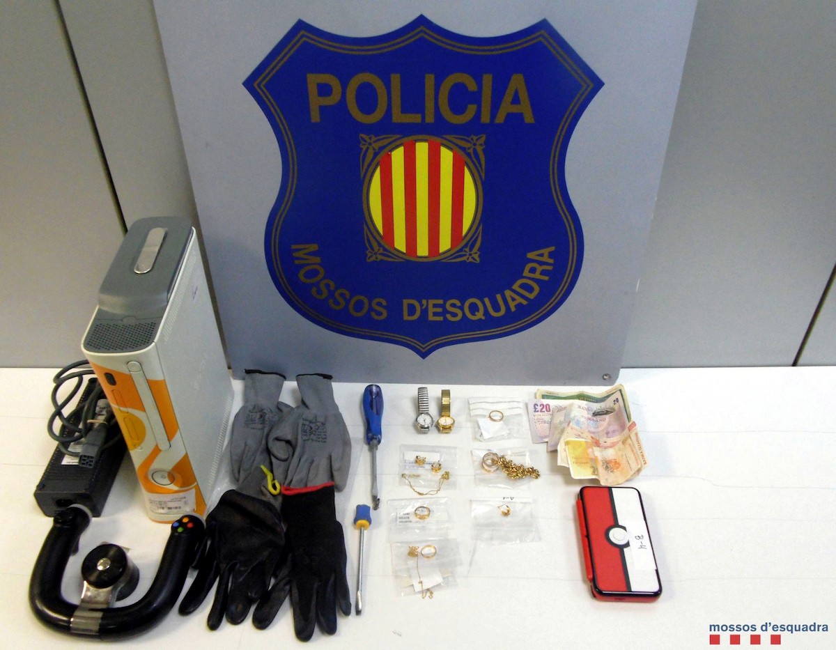 Els objectes confiscats pels Mossos