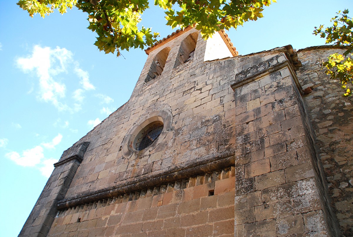 L'església de Santa Maria de Talamanca forma part de la visita