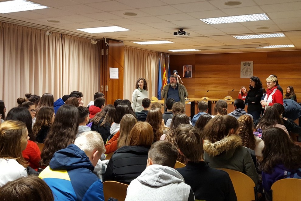 Acte de recepció als alumnes francesos a la sala de plens