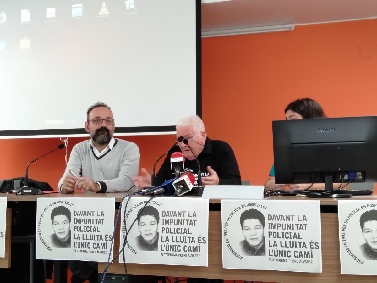 Benet Salellas i Juanjo Álvarez a la roda de premsa per demanar la reobertura del cas