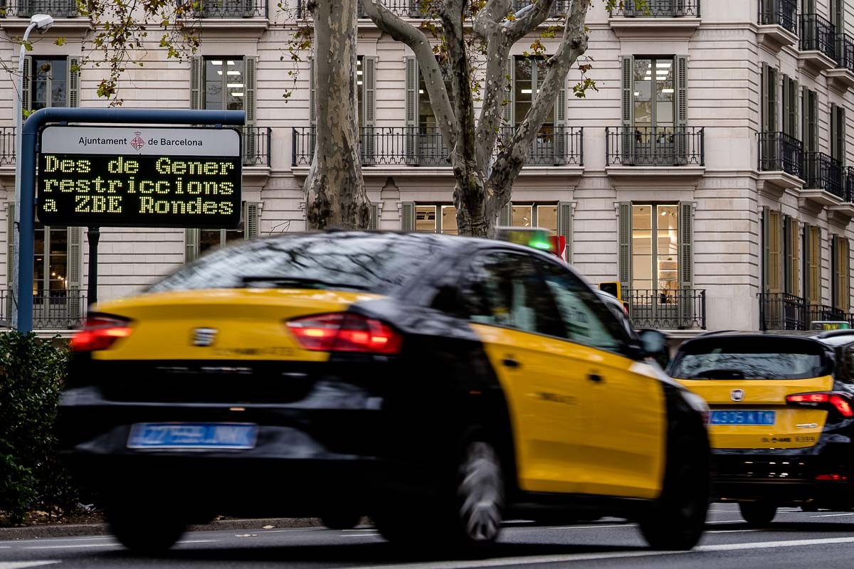 Imatge d'arxiu d'un taxi, a Barcelona