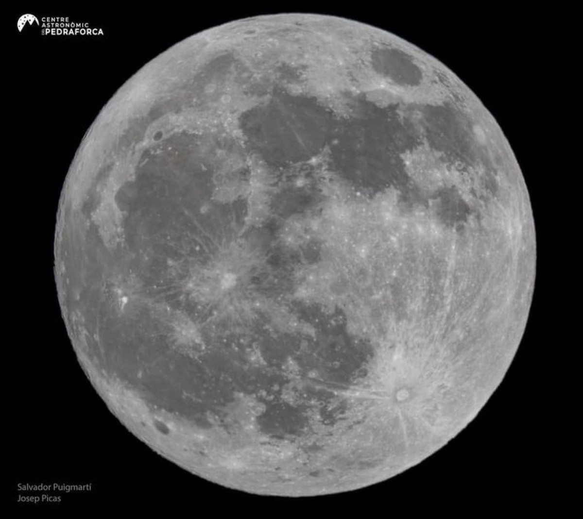 L'espectacular fotografia de la lluna feta a l'observatori astronòmic del Pedraforca.