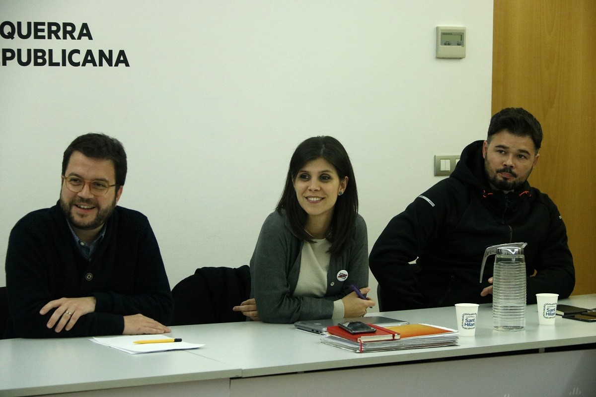 Pere Aragonès, Marta Vilalta i Gabriel Rufián, a la reunió de la direcció d'ERC d'aquesta tarda