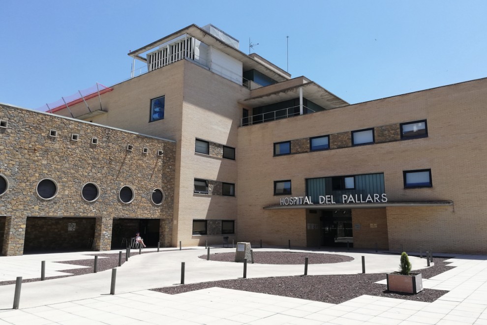 Imatge de la façana principal de l’Hospital Comarcal del Pallars, a Tremp