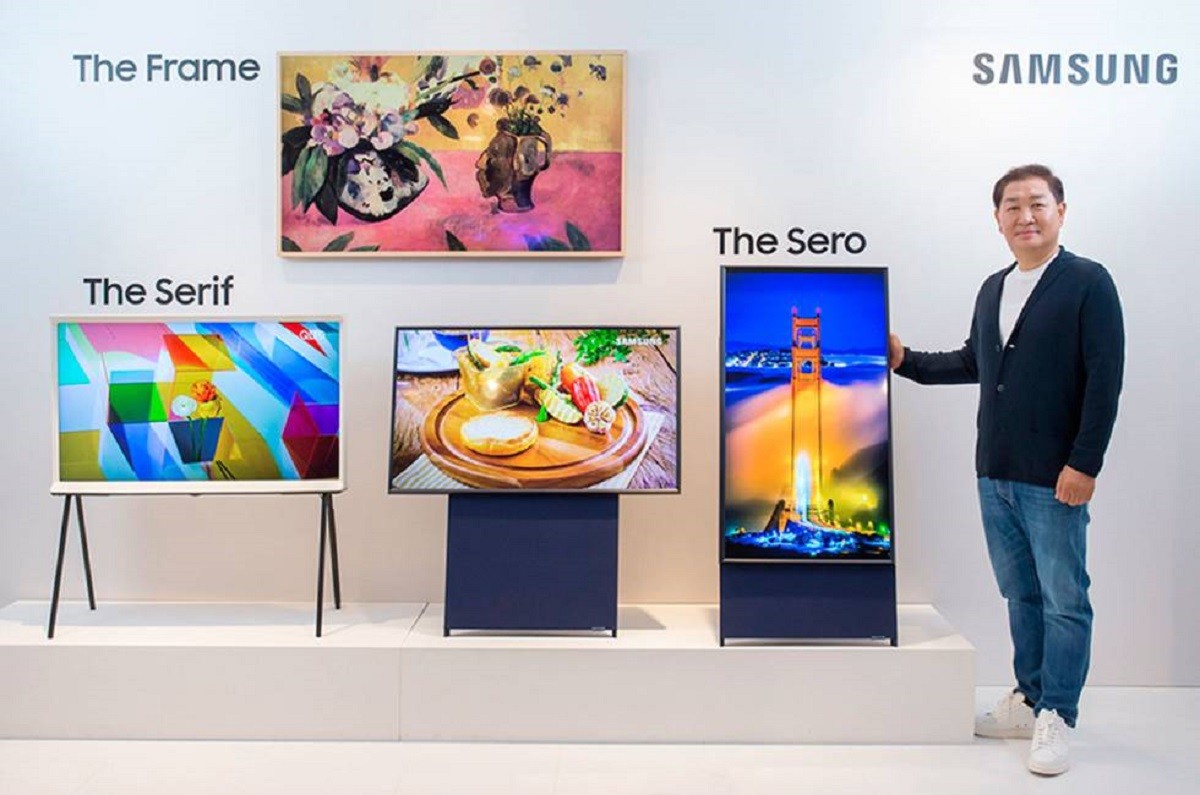 Samsung presenta un televisor vertical.