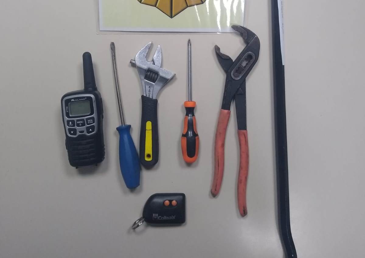 Imatge de les eines requisades als presumptes autors del delicte de robatori amb força