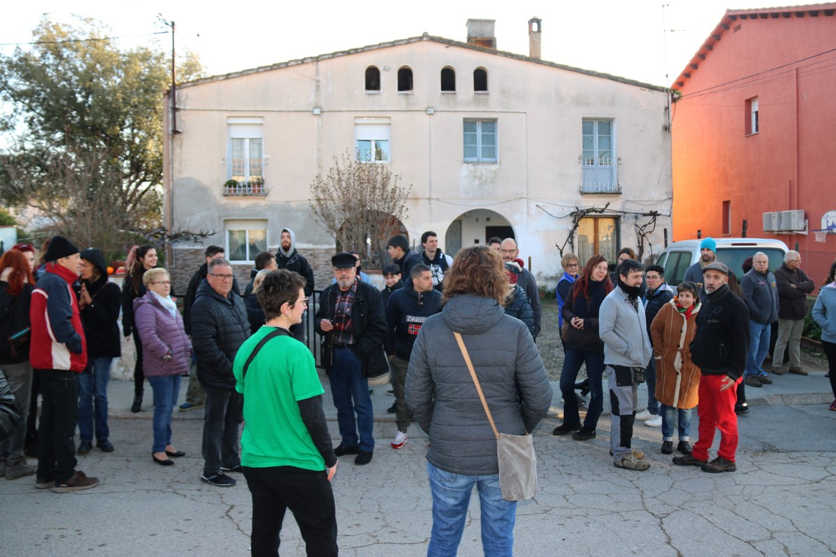 Activistes de la PAHC Baix Montseny defensant un desnonament a Breda