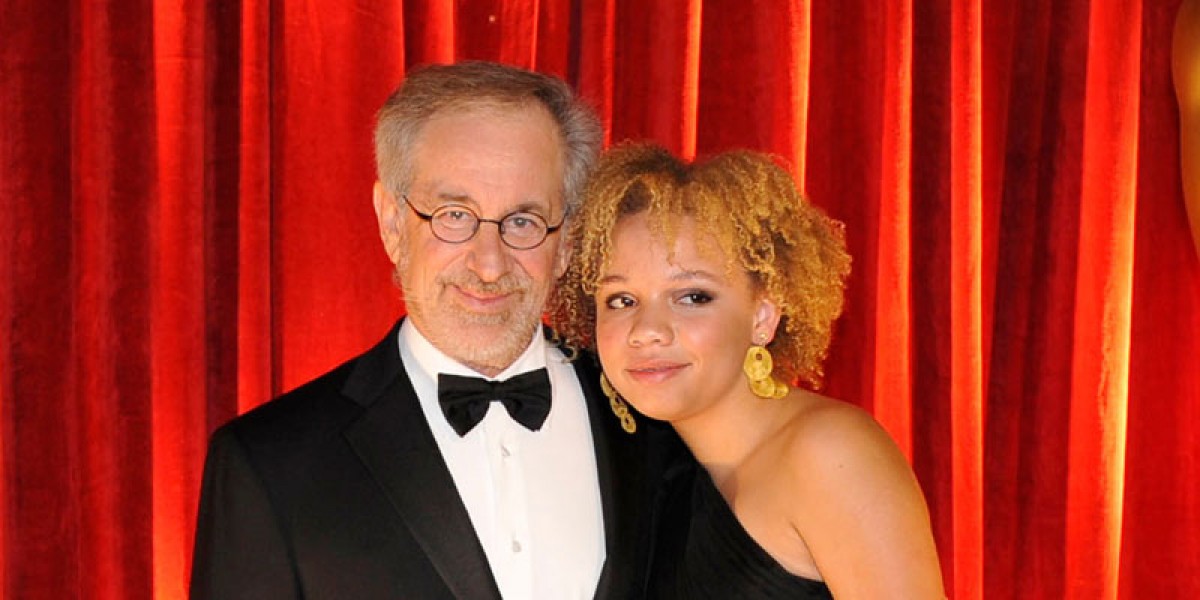 Mikaela Spielber i el seu pare, el director Steven Spielberg