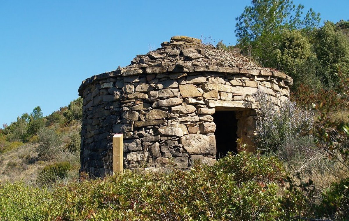 El Bages és una de les comarques amb més construccionsde pedra seca