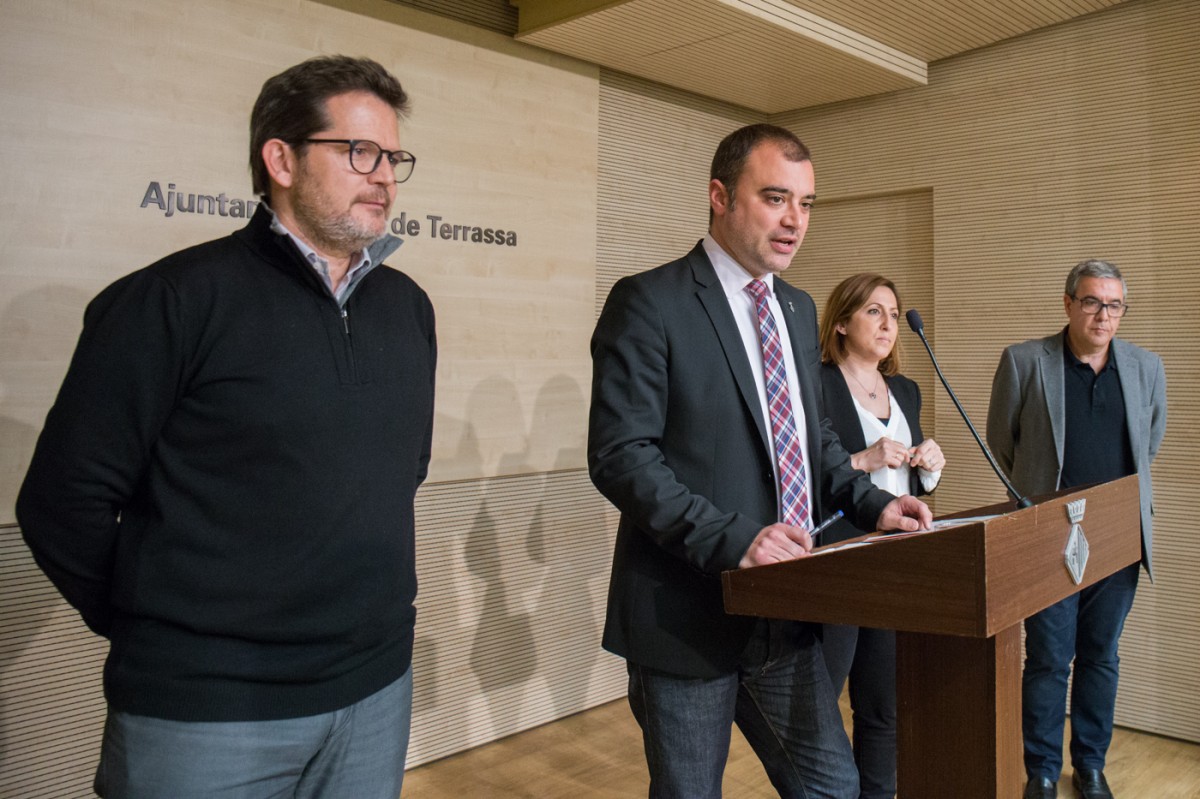 L'alcalde Jordi Ballart en roda de premsa amb altres membres del govern municipal.