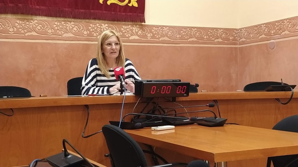 L'alcaldessa, Ana Maria Martínez, explica les mesures que ha pres l'Ajuntament front al coronavirus