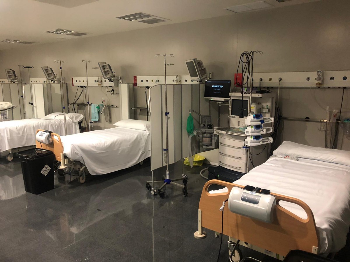 Alguns dels nous llits de la nova unitat de recuperació a l'Hospital d'Olot.